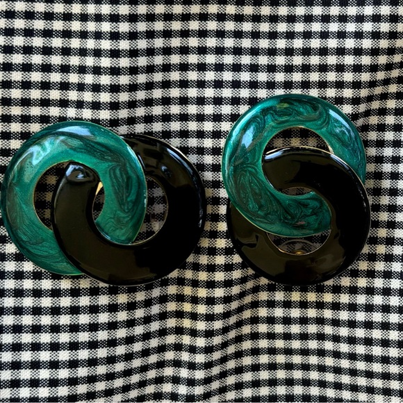 VINTAGE 1980’s Emerald Linked Circular Drop Post Stud Pierced Ear Earrings - Picture 5 of 6